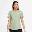 Nike Sportswear Club Essentials T-Shirt czerwony 27186 1