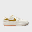 Nike WMNS Gamma Force bruin 27540 2