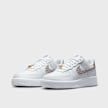 Nike WMNS Air Force 1 LX blanc 27542 4