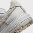 Nike   Nike Air Force 1 Luxe blanco 24212 8