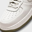 Nike Air Force 1 '07 LV8 bianco 24215 7