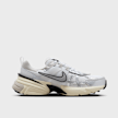 Nike WMNS V2K Run Shoes bianco 24317 2