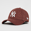 New Era 9Twenty League Essential MLB New York Yankees marrone 24510 1