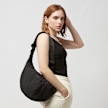 SNIPES Rubber Badge Basic Logo Big Shoulder Bag czarny 24614 4
