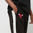 New Era NBA Large Graphic Jogger Chicago Bulls negro 24893 6