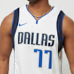 Nike NBA Dri-FIT Swingman Jersey Dallas Mavericks - Luka Dončić blanco 25231 3