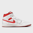 Jordan Air Jordan 1 Mid SE branco 25523 2
