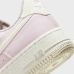 Nike WMNS Air Force 1 '07 SE rosa 28314 7