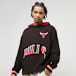 New Era NBA Arch Graphic Oversized Hoody Chicago Bulls noir 29377 1