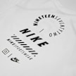 Nike   Sportswear Tee Oversized Essential Swoosh biały 30819 3