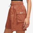 Nike Sportswear Essential Woven High-Rise Shorts braun 30949 2