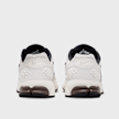 Nike   WMNS Zoom Vomero 5 branco 31307 5
