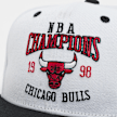 Mitchell & Ness Champ Series Snapback NBA Chicago Bulls weiß 31425 5