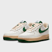 Nike   Air Force 1 ´07 LV8 bianco 31513 4