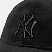New Era 9Forty Female Velour in MLB New York Yankees noir 32095 4