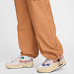 Nike   Sportswear Essential Woven Mid-Rise Standard Cargo Pants castanho 29477 5