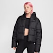 Nike   Sportswear Classic loose Puffer Jacket crna 29483 1