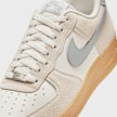 Nike   Air Force 1 ´07 LV8 beige 29785 7