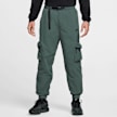 Nike Tech Woven Cargo Pants vert 30031 1