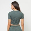 Nike Sportswear Essential Slim Cropped T-Shirt vert 42759 2