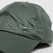 Nike Dri-FIT Club Unstrukturierte Metall-Swoosh-Cap verde 41993 4