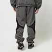 Capacité Logo Rubber Badge Colorblocked Trackpants grau 40616 3