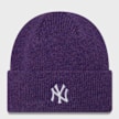 New Era Female Wide Cuff Beanie MLB New York Yankees ptp violeta 41521 1
