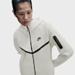 Nike Sportswear Tech Fleece Windrunner Full-Zip Hoody weiß 42227 3