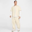 Nike Club Short Sleeve Buttoned Oversized Shirt bež 42650 6