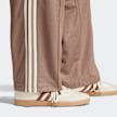 adidas Originals Baggy trainingshose bruin 44792 4