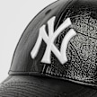 New Era Female 9FORTY Crinkled PU New York Yankees noir 45185 3