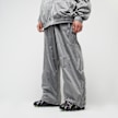 PUMA F1 T7 Oversized Track Pants srebrna 45235 1