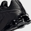 Nike Shox R4 (GS) noir 45407 7