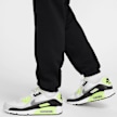 Nike   Sportswear Club Basketball Cargo Pant negro 46674 6