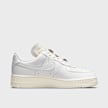 Nike WMNS Air Force 1 Low Premium wit 46691 2