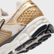 Nike   Zoom Vomero 5 doré 46737 8