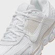 Nike   Zoom Vomero 5 bianco 46902 7