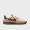 Nike WMNS Field General SE beige 46875 2