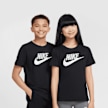 Nike   Sportswear Tee Futura HBR czarny 46939 1
