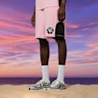 MCM x SNIPES Soccer Shorts lichtroze 47066 1