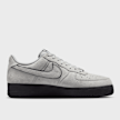 Nike   Air Force 1`07 LV8 grigio 48548 2