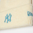 New Era Female Wide Cuff Beanie New York Yankees beige 49334 3