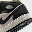 Jordan Air Jordan 1 Mid SE lt orewood brn/off noir/medium olive weiß 91872 8