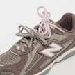 New Balance WMNS 204L brązowy 92963 7