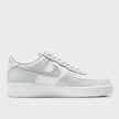 Nike Air Force 1`07 LV8 blanco 94752 2
