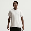 Nike   Sportswear Graphics Short Sleeve Tee bež 97576 1