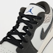 Jordan 1 Low SE (GS) cinzento 97860 6