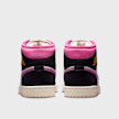 Jordan WMNS Air Jordan 1 Mid SE negro 98218 4