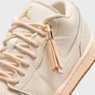 Jordan Air Jordan 1 Low SE bege 100988 9