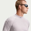 Nike   Tech Dri-FIT ADV Short-Sleeve Top gris 101454 3